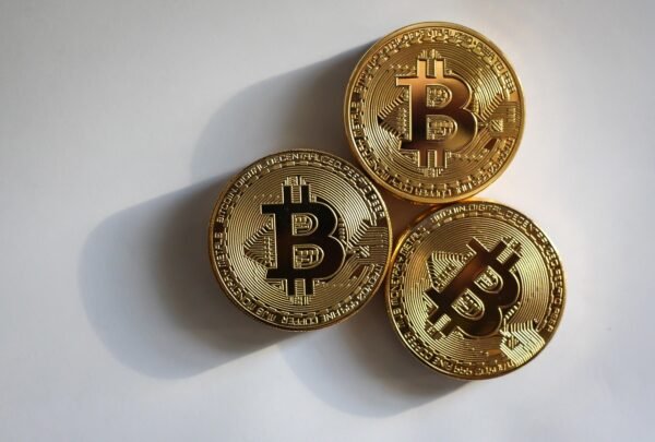 Unveiling the Hidden Gems: Exploring the World of Altcoins