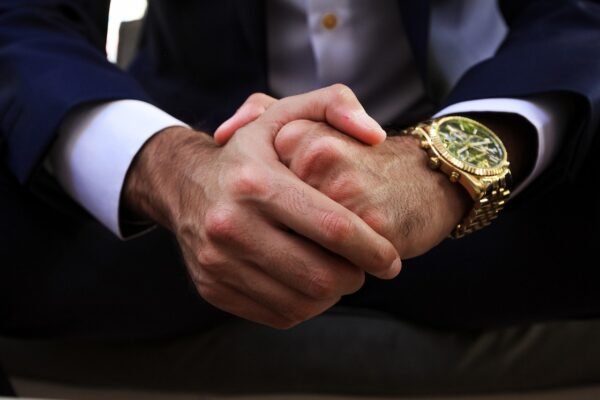 Decoding Decisions: Business Analytics Hidden Opportunities