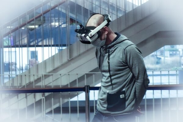 Augmented Reality: Reshaping Retails Immersive Customer Journey